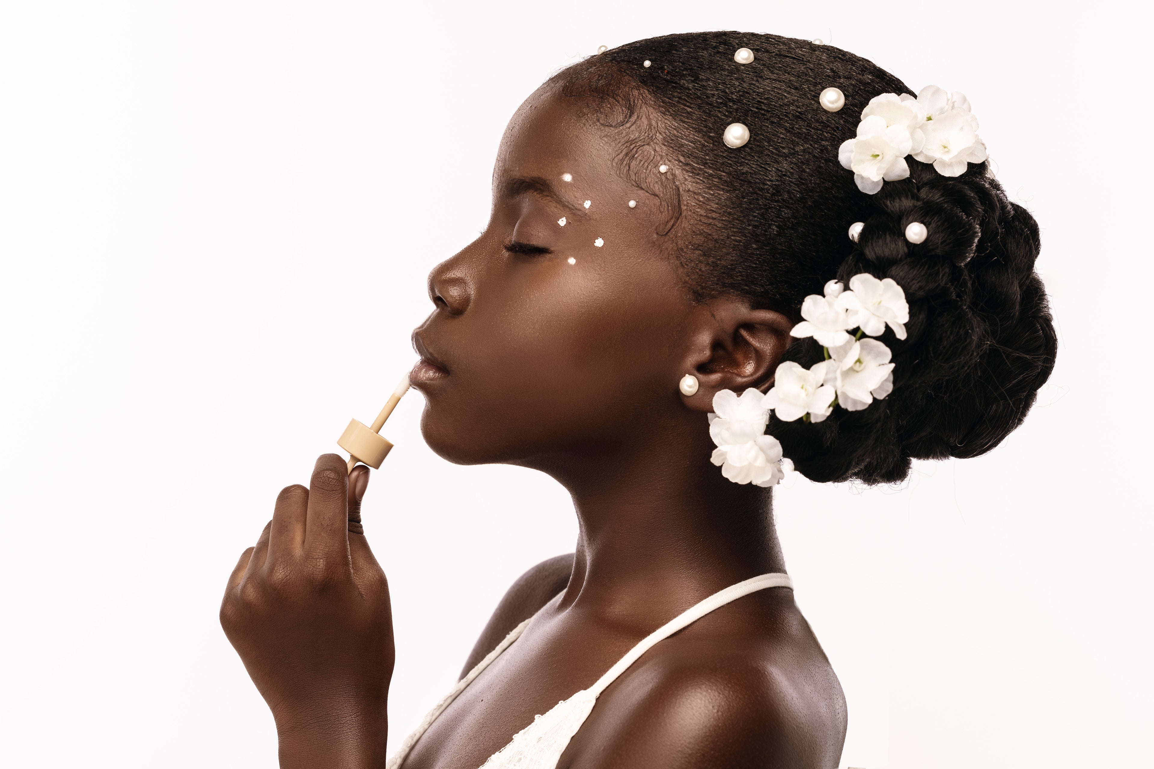 Load video: Get a little insight from the Creator of KUTE of how the beauty brand for young girls was started.